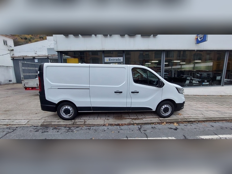 Renault Trafic Furgón 2.0 150CV foto 6